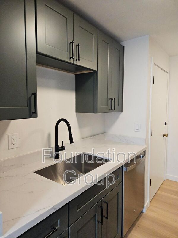 Foto del edificio - 3829 Martin Luther King Jr Way S