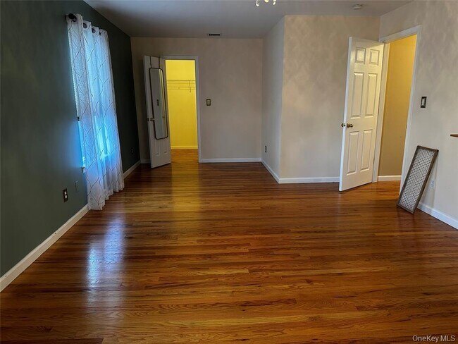 Foto del edificio - 15 Shari Ct