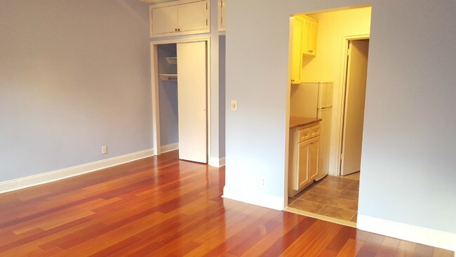 Foto del edificio - 217 W 79th St