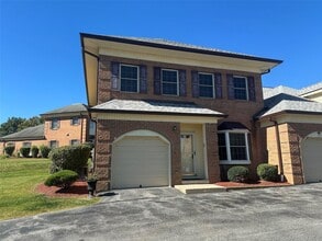 Building Photo - 133 High Point Cir