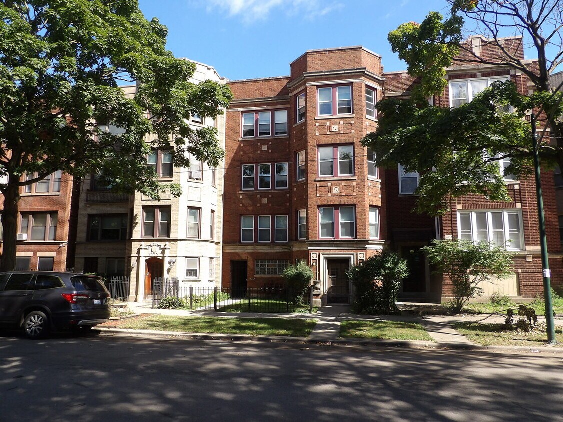 6829 S Merrill Ave, Chicago, IL 60649 House Rental in Chicago, IL
