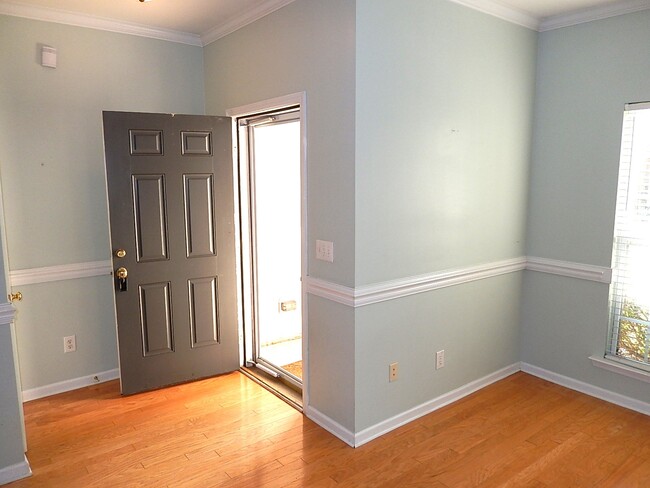 Building Photo - 3408 Archdale Dr