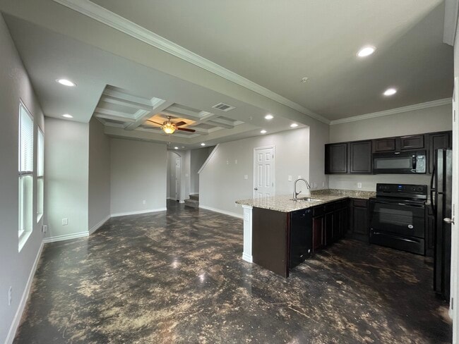 Building Photo - 16906 Spirit Brk