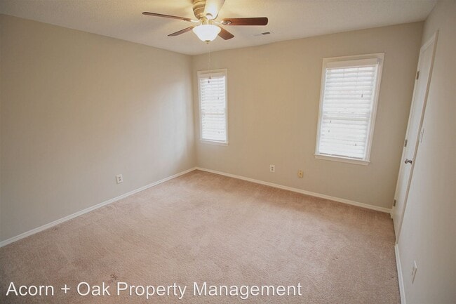 Building Photo - 1600 Pinna Ct