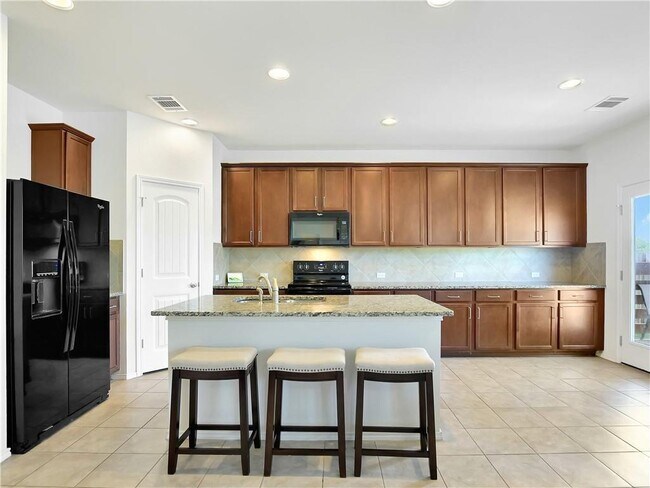 Building Photo - 17212 Gabbro Dr