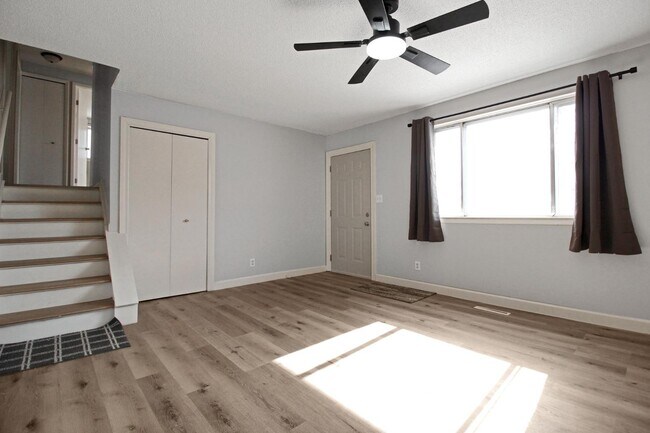 Foto del edificio - 3270 Tammery Ct