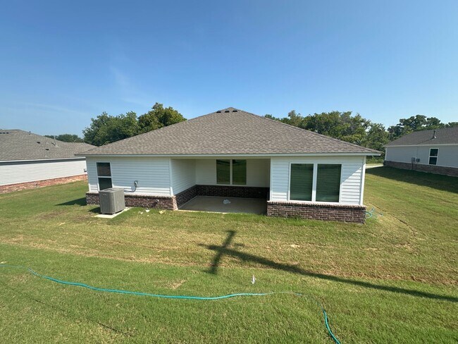 Building Photo - BRAND NEW Three Bedroom | Two Bath Home in...