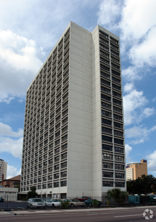 Foto del edificio - Cathedral Terrace Apartments