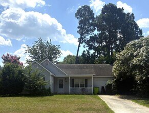Building Photo - 2422 White Rd