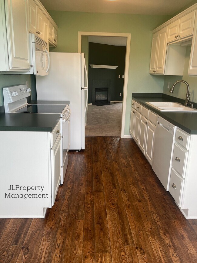 Foto del edificio - 3826 NE 86th Terrace