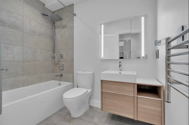 Foto del edificio - 708 E 6th St