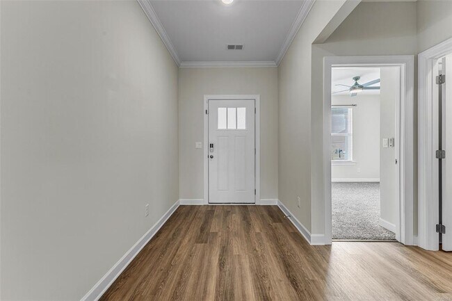 Foto del edificio - 1029 Birch Ln