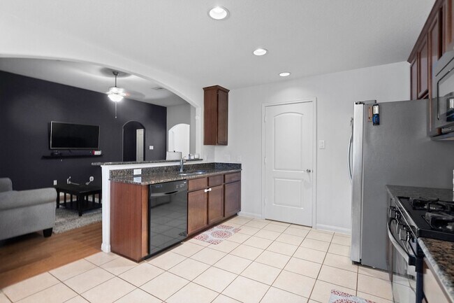 Foto del edificio - 2022 Borthwick Ln