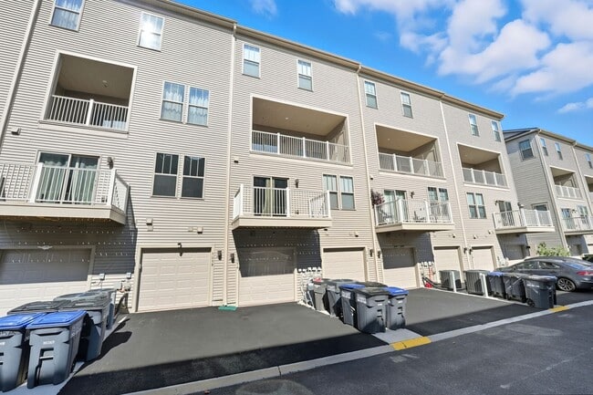 Foto del edificio - 707 Thomas Ln