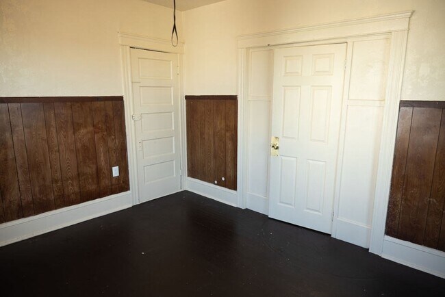 Building Photo - 42 Dorchester St