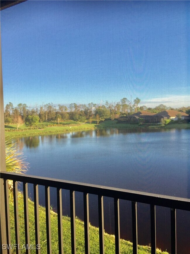 Foto del edificio - 9426 Benvenuto Ct