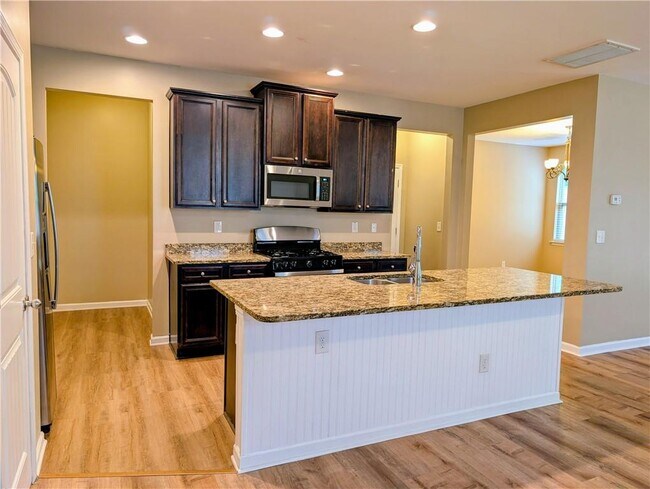 Foto del edificio - 4605 Fourth Rail Ln