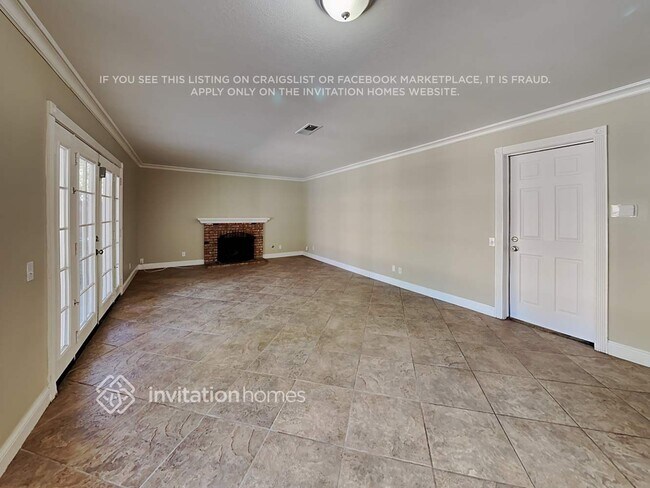 Foto del edificio - 3898 Middleton Pl