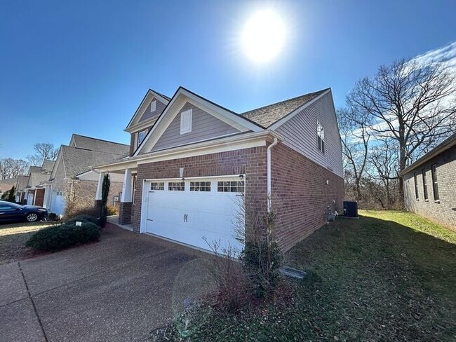 Building Photo - Spacious 5-Bedroom Home with Modern Amenit...