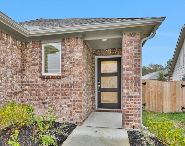 Foto del edificio - 18612 Hillswood Dr