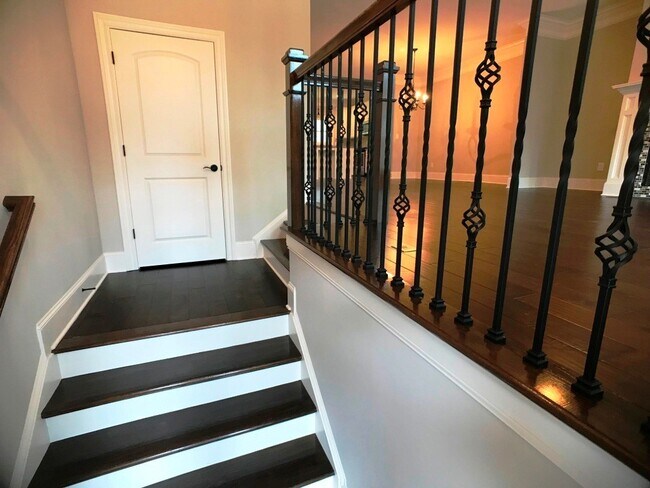 Foto del edificio - New East Cobb Townhome