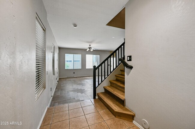 Foto del edificio - 4230 W Carter Rd