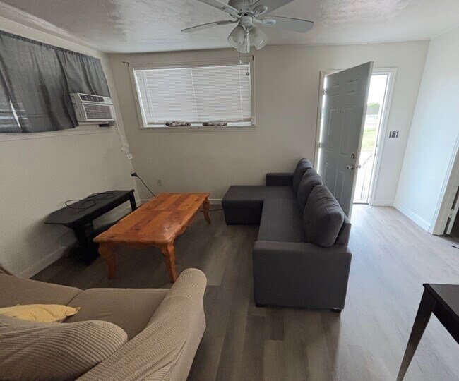 Foto del edificio - 928 Main St