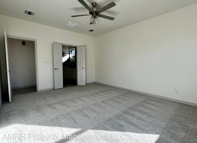 Building Photo - 3 br, 2 bath House - 5205 Congress St