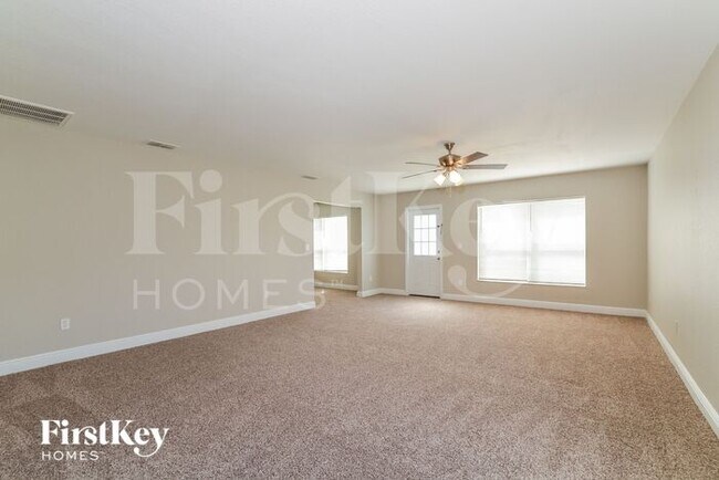 Foto del edificio - 5401 Oro Valley Rd