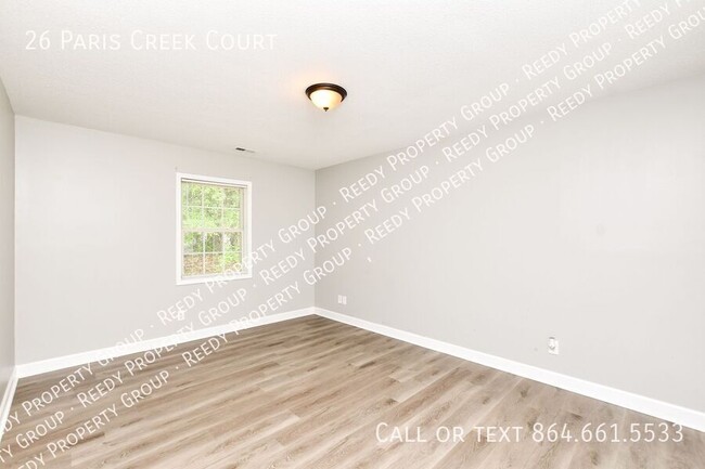 Foto del edificio - 26 Paris Creek Ct