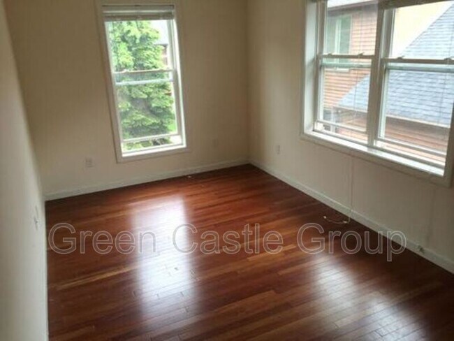 Foto del edificio - 355 Pearl St