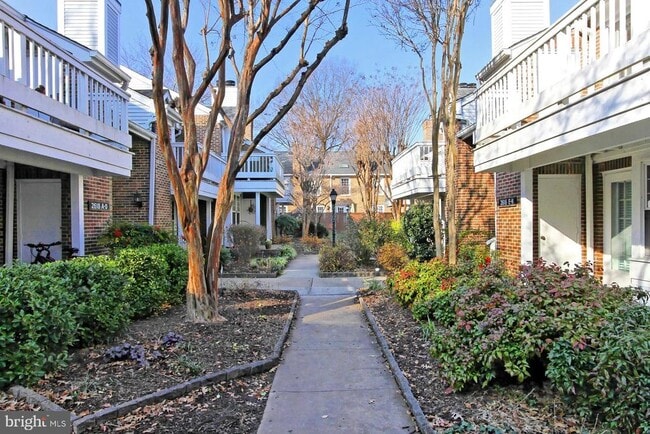 Foto del edificio - 2616-H S Arlington Mill Dr