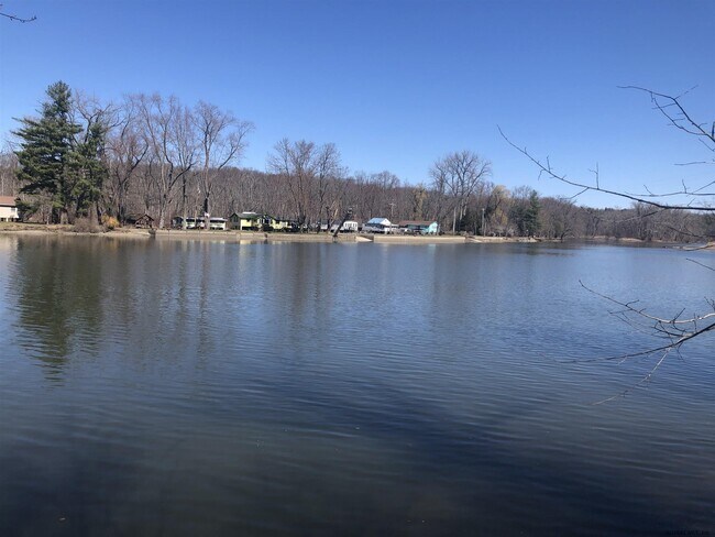 Foto del edificio - 156 Gabriel Rd