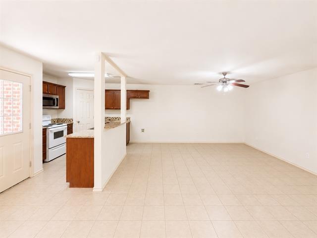 Building Photo - 907 Parkplace Ridge