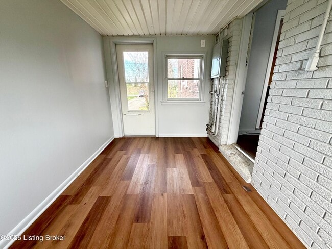 Building Photo - 5531 Minor Ln