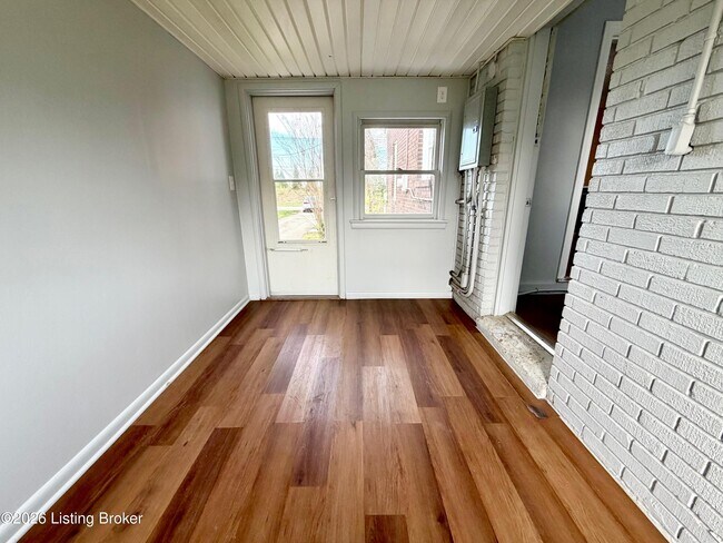 Foto del edificio - 5531 Minor Ln