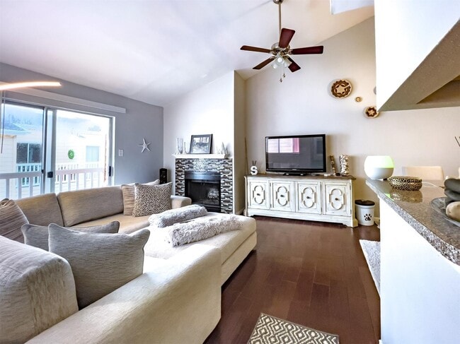 Foto del edificio - 3506 Cove View Blvd