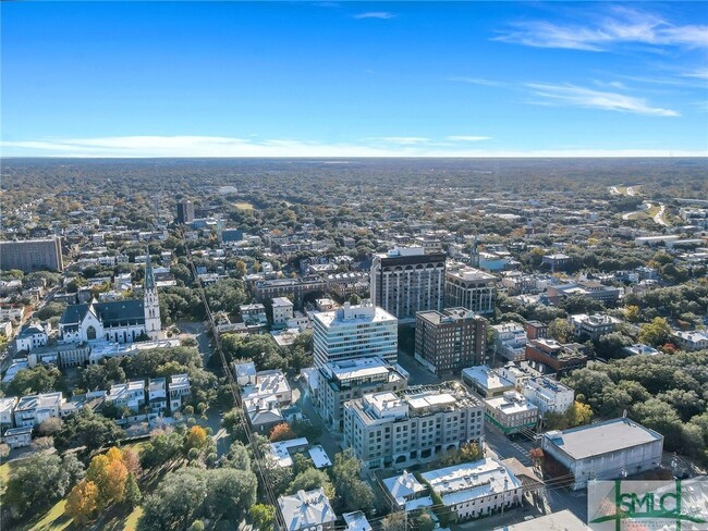 Foto del edificio - 102 E Liberty