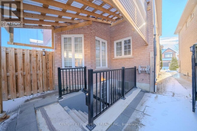 Building Photo - 20 Driscoll Dr