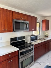 Building Photo - 703 Pelenaka Pl