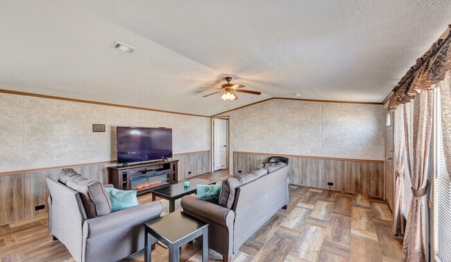 Building Photo - Sunset Mobile Home Park
