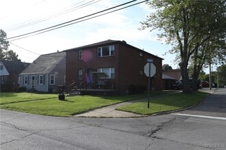 Building Photo - 105 Fernald Ave