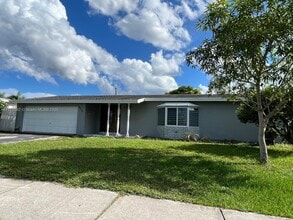 Building Photo - 9710 Sunset Strip