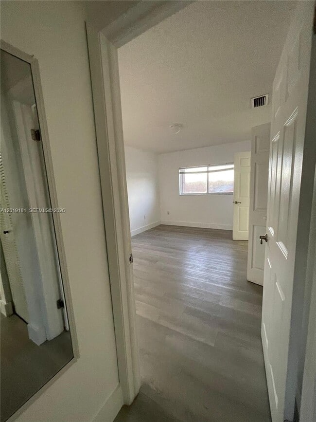 Building Photo - 3375 W 76th St