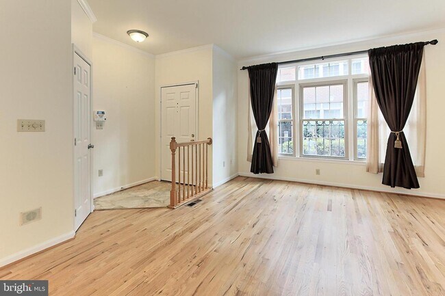 Foto del edificio - 1501-D N Colonial Terrace