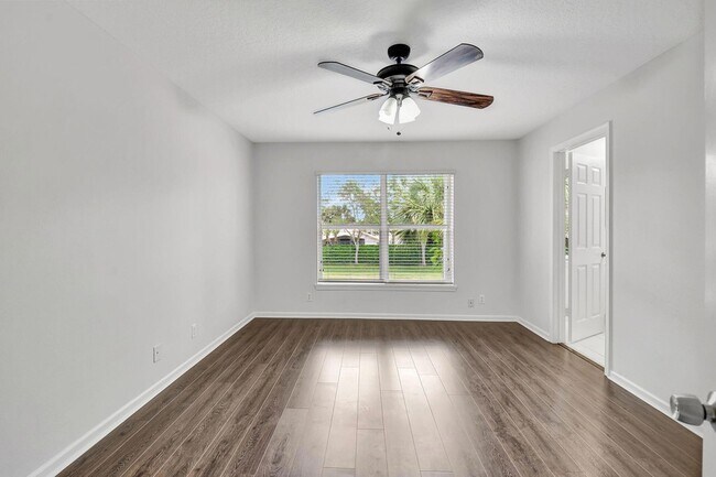 Building Photo - 9917 Porta Leona Ln