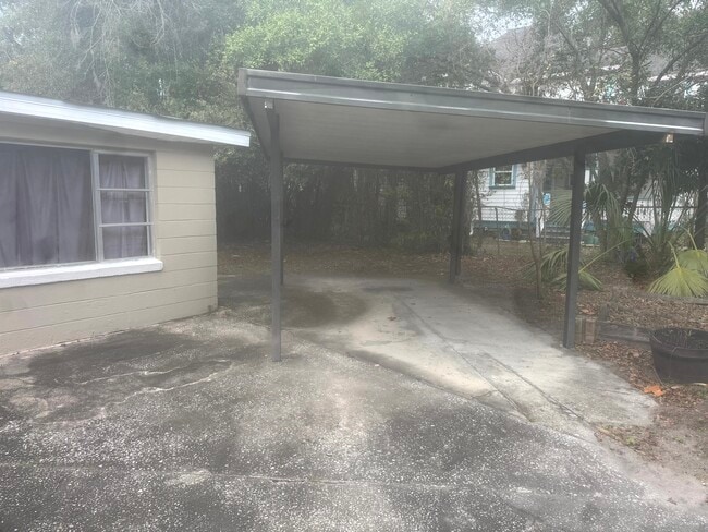 Building Photo - 402 NW 3rd Ave