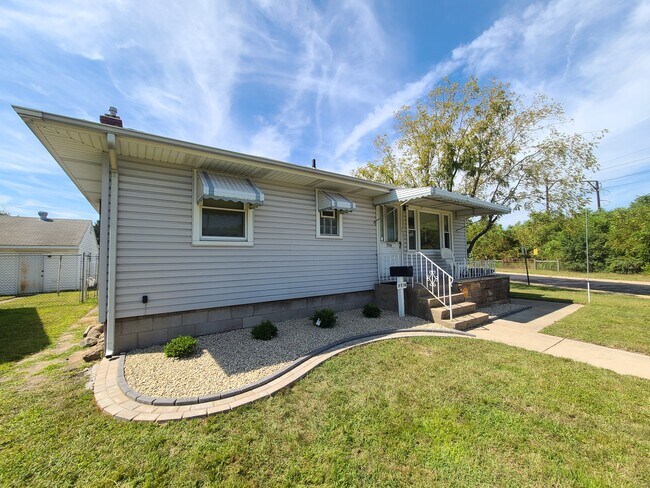 Foto del edificio - 5514 Northcote Ave