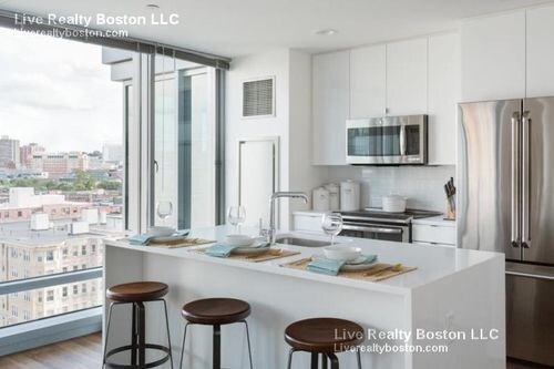 Foto del edificio - 1334 Boylston St