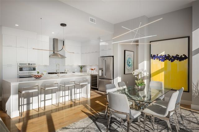 Building Photo - 3031 Oliver St